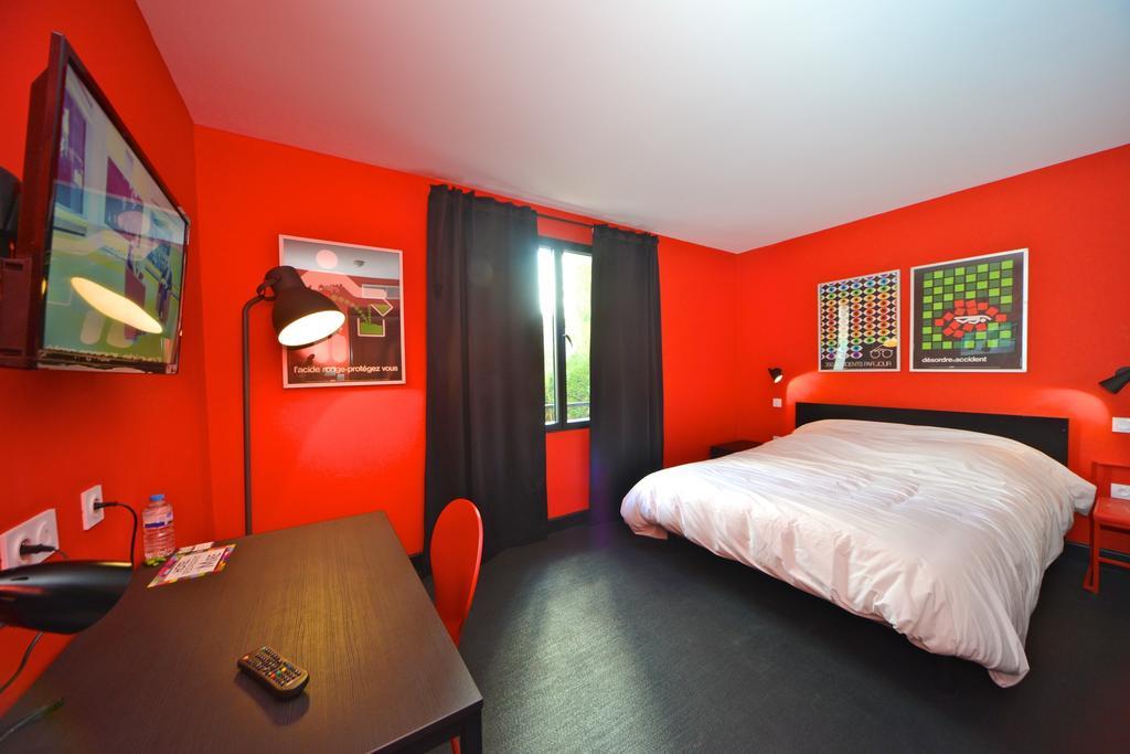 Logis - Hotel Restaurant La Mire Vierzon Zimmer foto